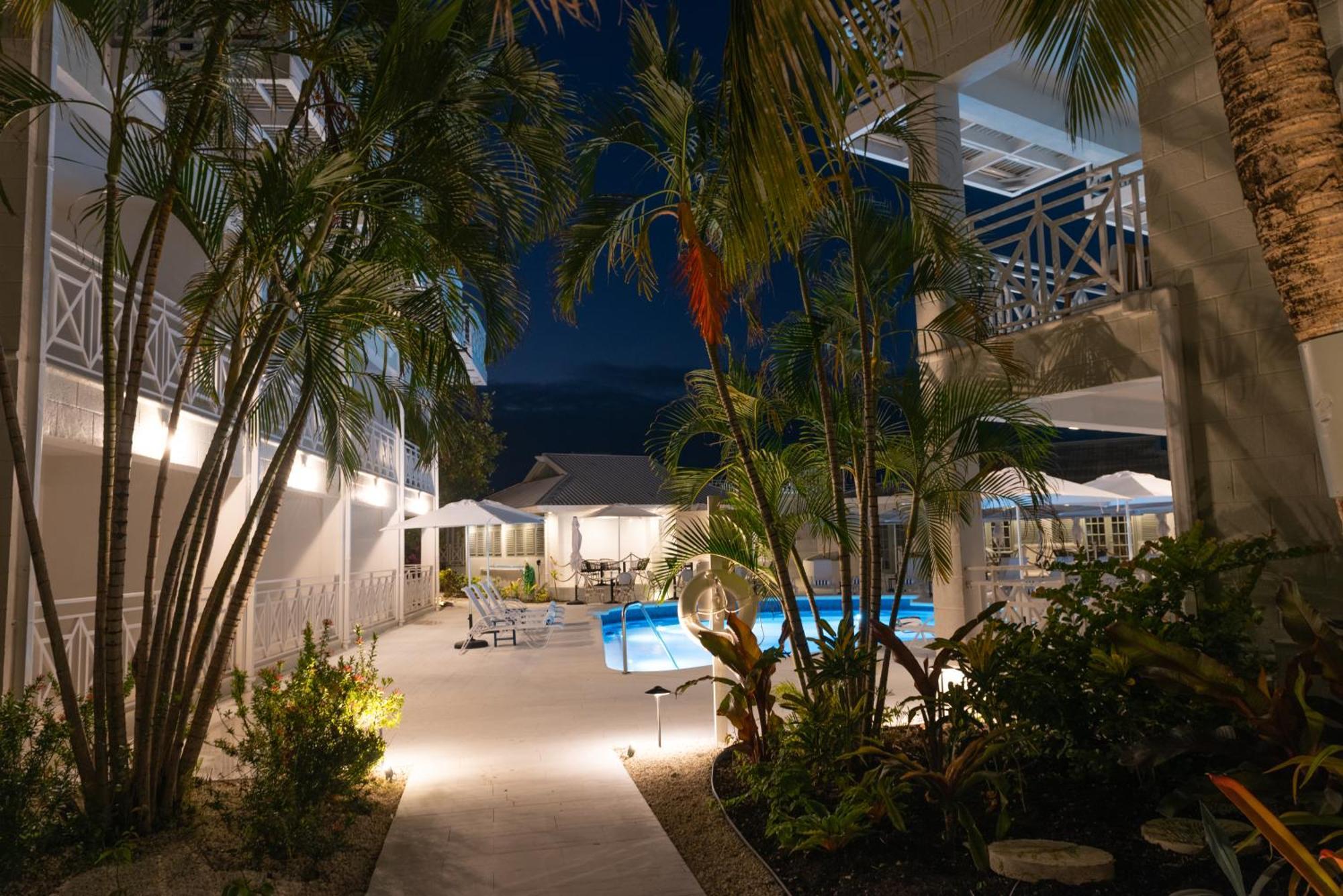 South Point Hotel Inc Christ Church Exterior photo